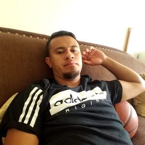 Meet your Posher, Alwin roberto